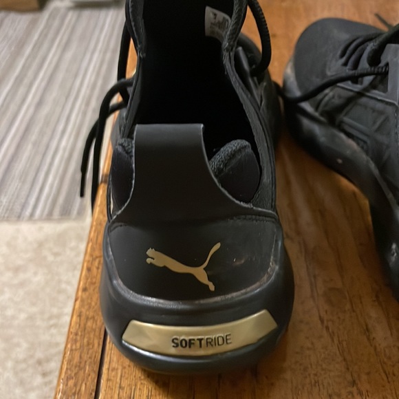 Puma black/gold - Picture 3 of 3